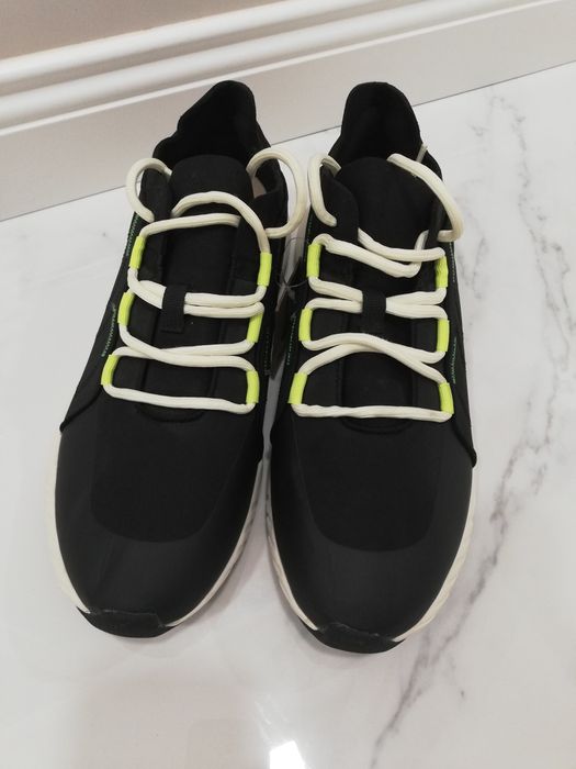 Маратонки Hummel