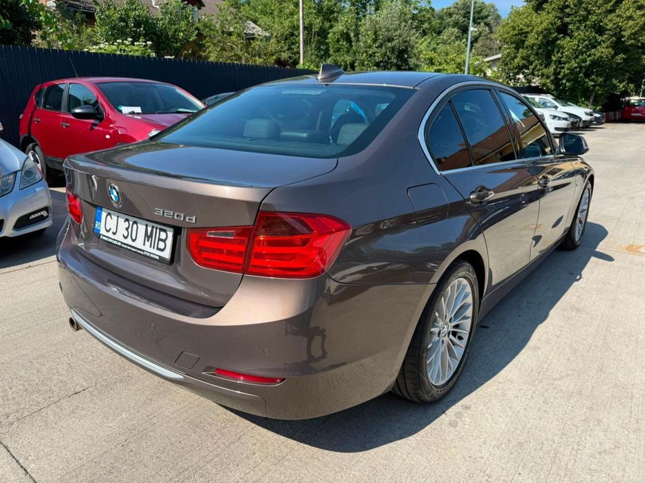 BMW Seria 3 Bmw 320d // Vindem in Rate Avans Zero cu Buletinul //