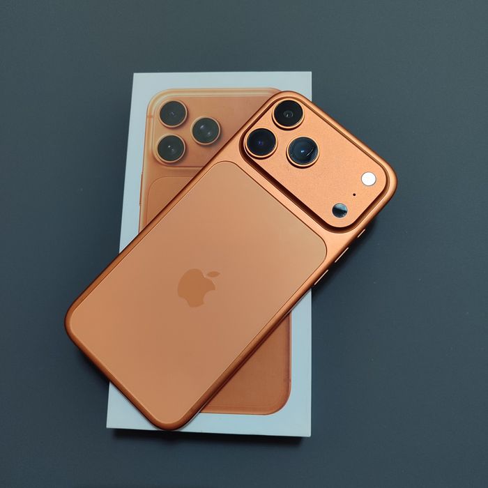 iPhone 17 Pro Max ideal karobka