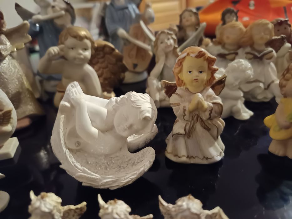 Статуетки на ангелчета