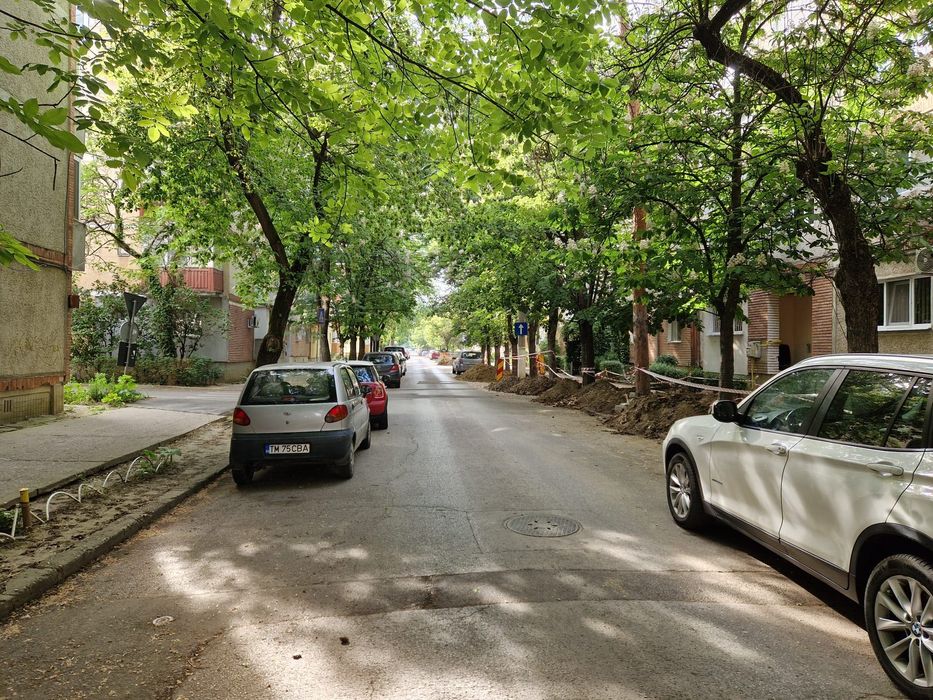 Proprietar vând apartament 3 camere zona Soarelui
