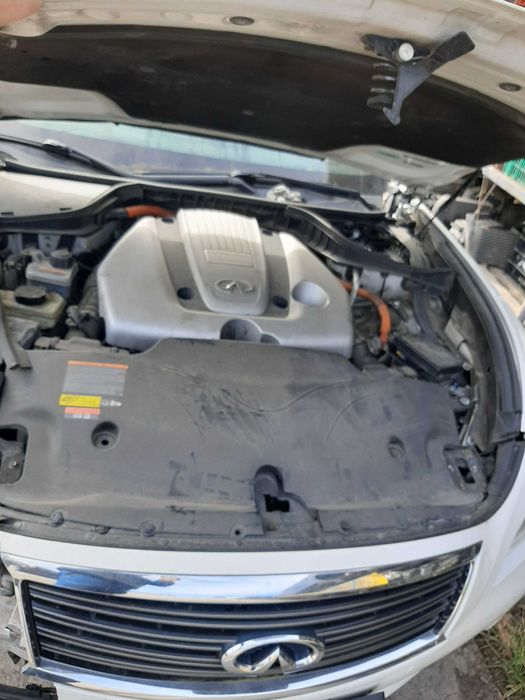 Infiniti M35h/Инфинити М35