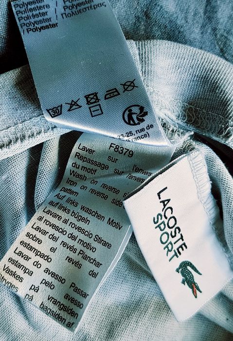 Bluză unisex Lacoste.