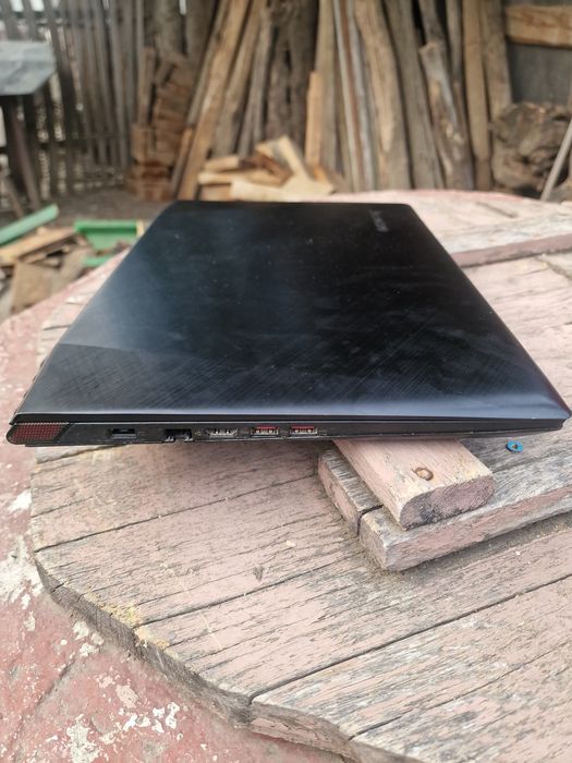 Laptop Lenovo Y50-70 | i7-4710HQ | 16GB RAM | Nvidia GTX