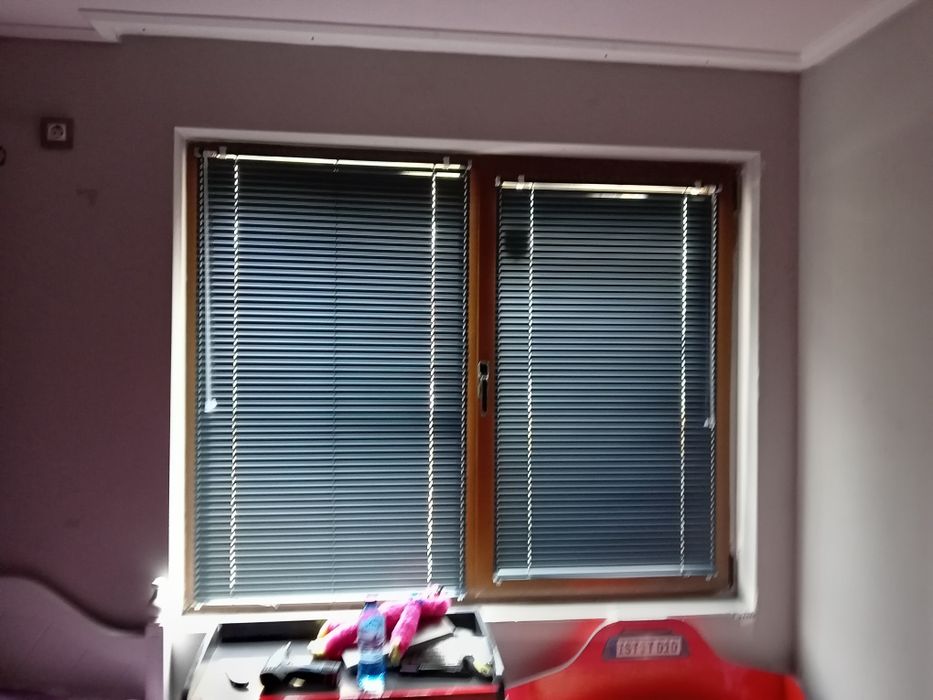 Изработка и монтаж на Ал. и PVC ДОГРАМИ комарници, щори и други