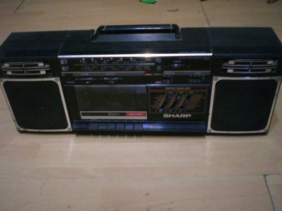 SCHARP касетофон радиокасетофон  оригинален