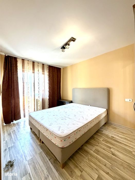 Apartament cu o cameră etaj 1 zona Casa Armatei Bloc Construcție Nouă — fotografia 2