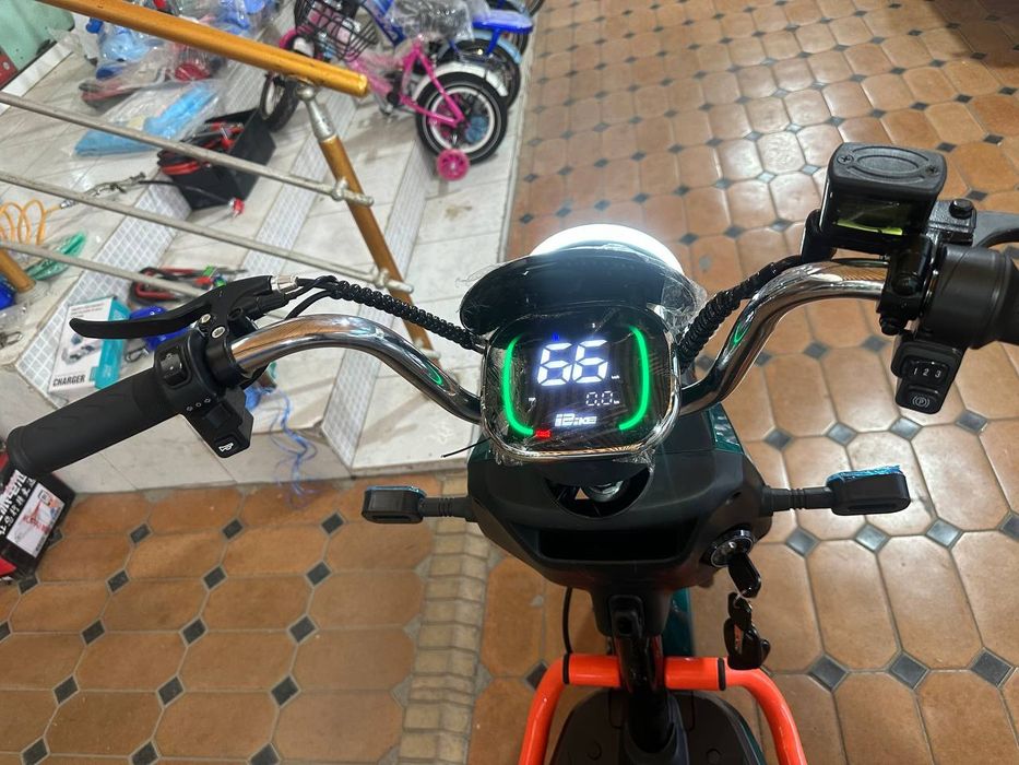 Elektro skuter dastafka bor