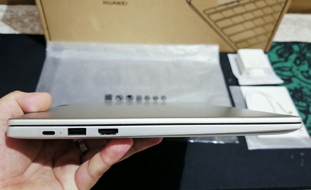 Huawei Matebook D15 R5 ssd512,ozu8!