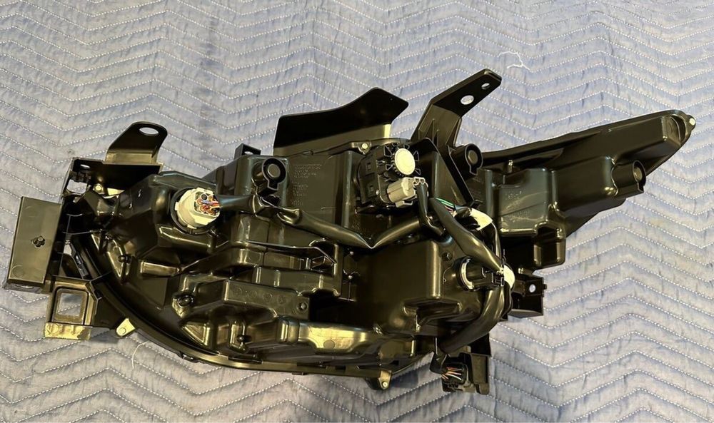 Фар ,фарове, оборудване, врати, броня Mazda CX5 2024, нови