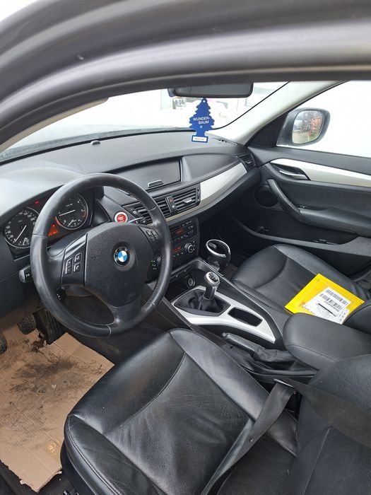 Bmw x1  an 2012.          2l. 163 hp