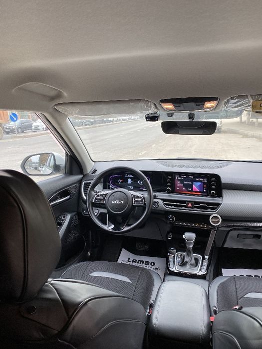 KIA seltos srochna sotiladi