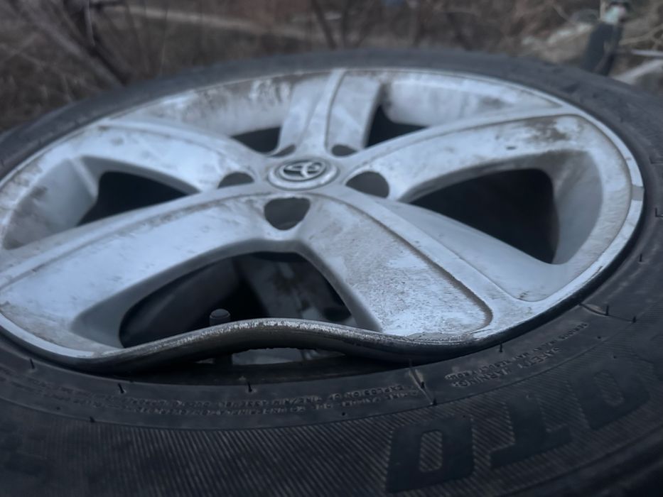 Продам титанку вместе с резиной