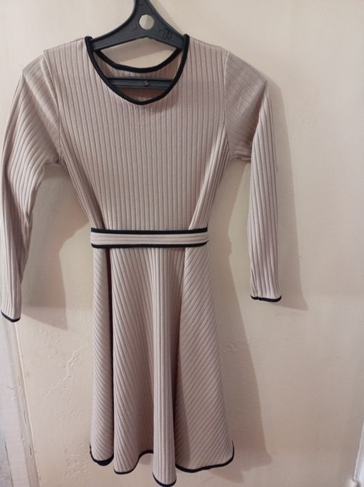 Платье для девочки на 9-10