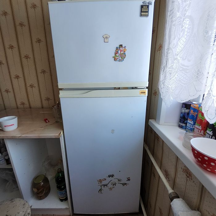 Продам холодильник