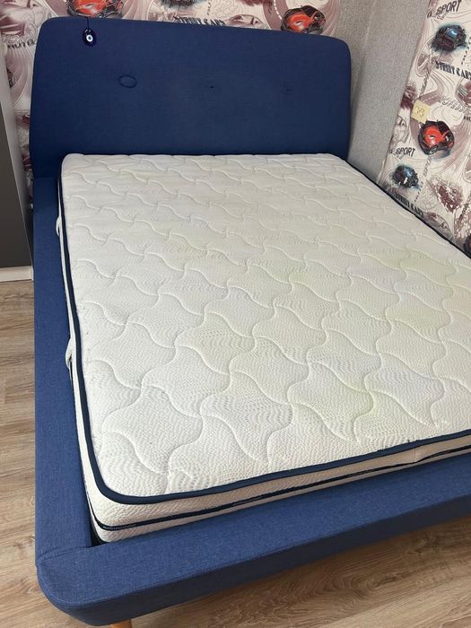 Кровать 180*220см