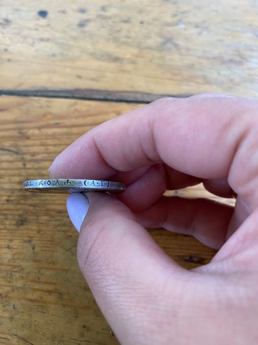 Продам серебрянный рубль