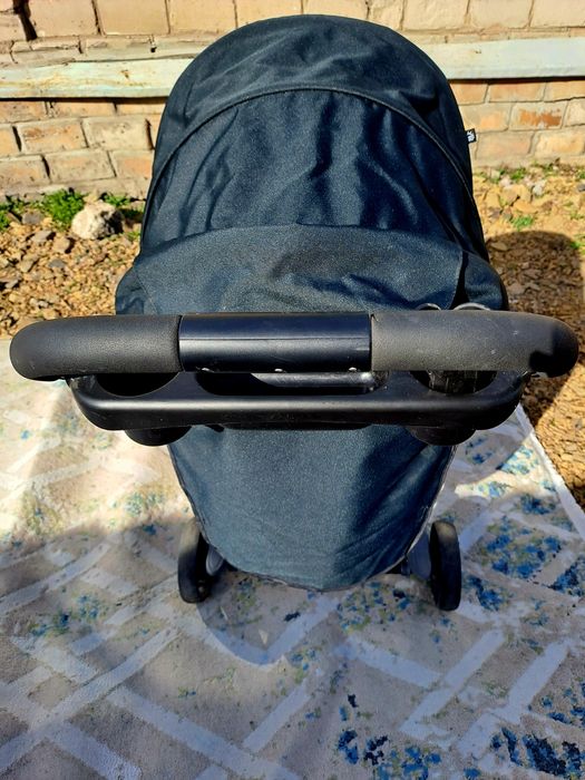 Продам прогулочную коляску.  В отличном состоянии.