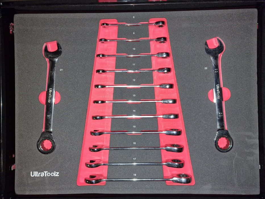 Dulap cu scule XXL cu 7 sertare pline cu scule adus din Germania