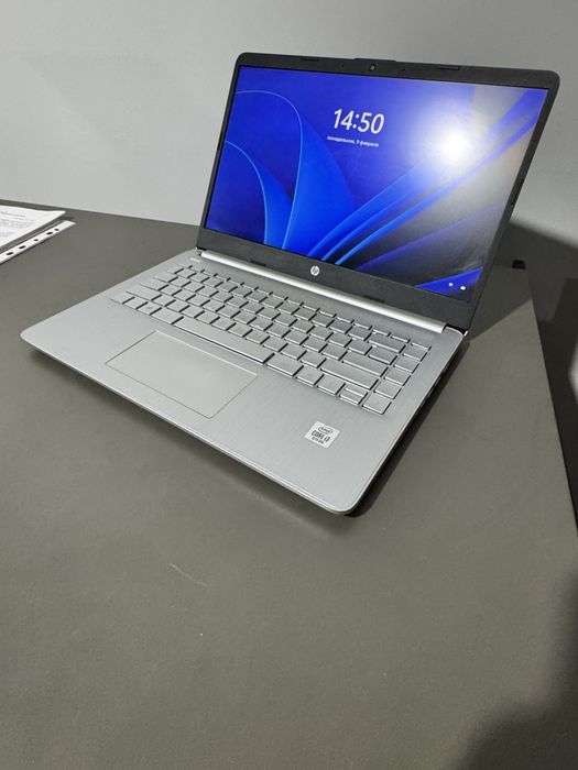 Hp Laptop 14. SSD 256/8G