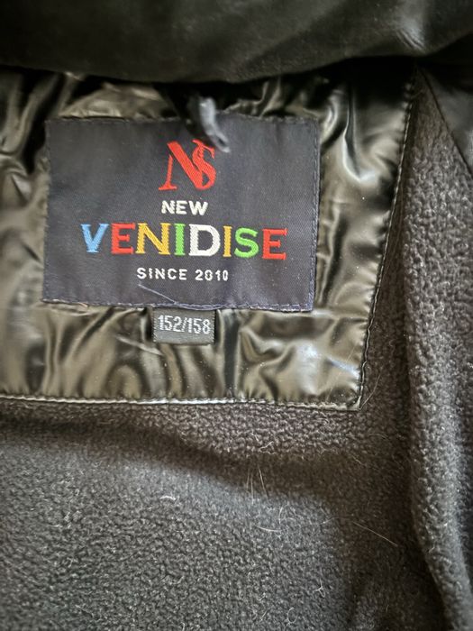 Зимняя куртка для девочки