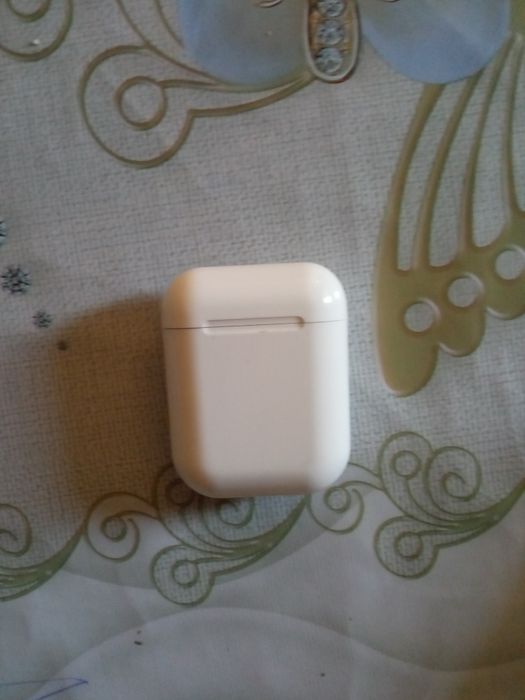 Airpods sotiladi i12