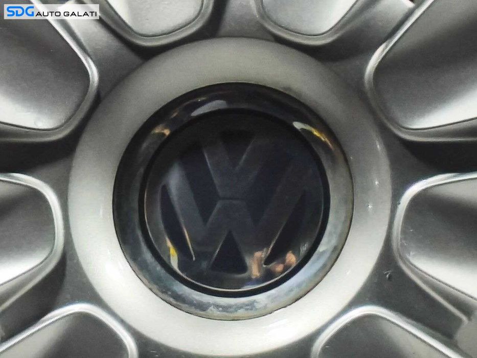 Capac Ornament Janta Roata Volkswagen Golf 6 2008 - 2014 Cod 5K0601147 [LR1597]
