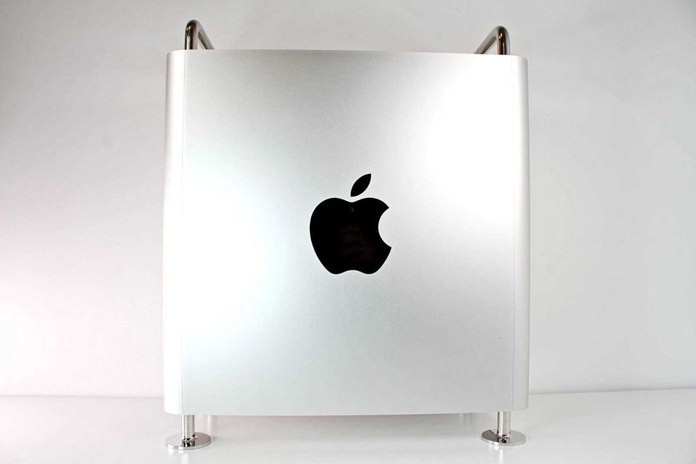Apple Mac Pro Tower Intel Xeon W 16-cores AMD Radeon Pro W6800X 32GB GDDR6  64GB DDR4 1TB SSD
