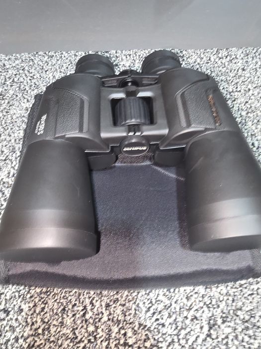 Бинокъл Olympus 10×50s