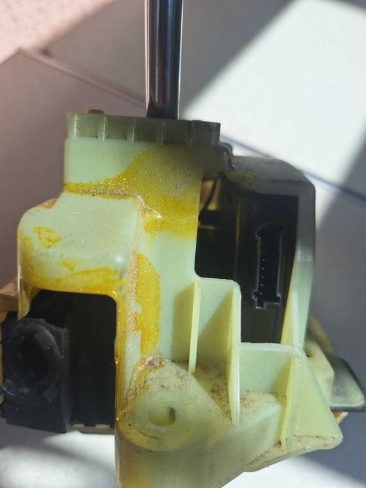 Vand timoniera automată pentru Mercedes C class W203