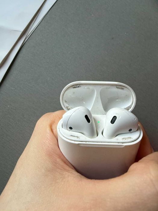 Безжични слушалки Airpods 2