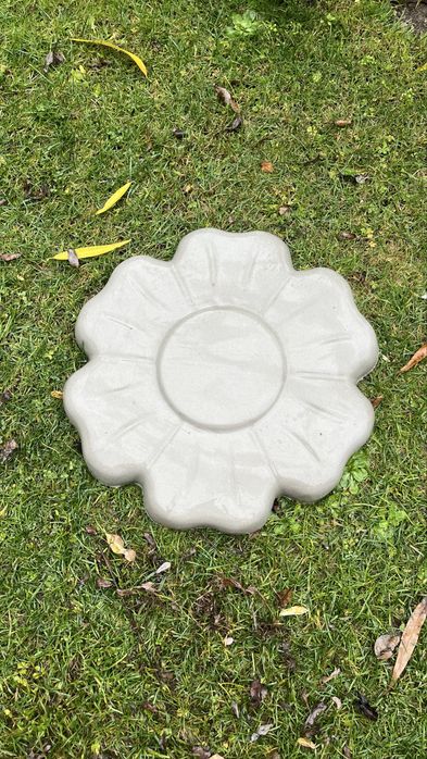 Цветя и Костенурки от бетон декорация за градина