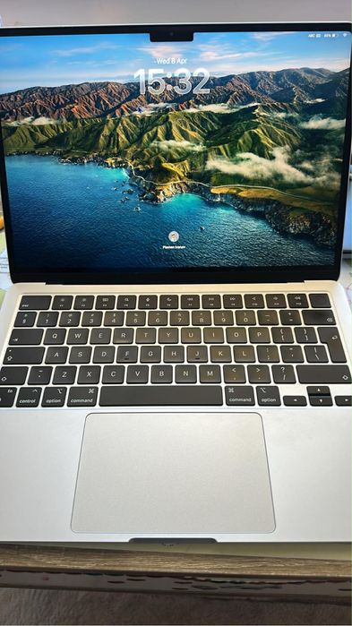 MacBook Air M2 ,256gb
