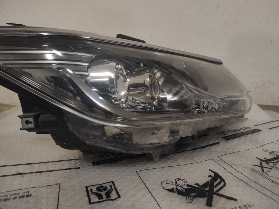 Фара Camry 55 exclusive