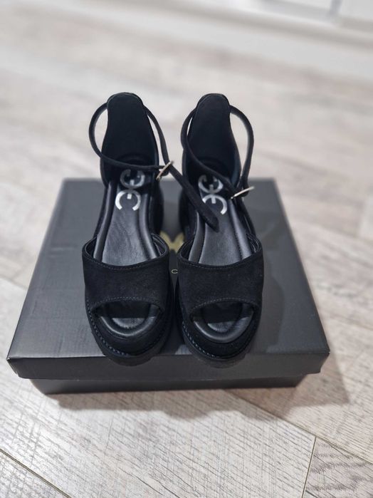 Sandale Essteffa nr. 33