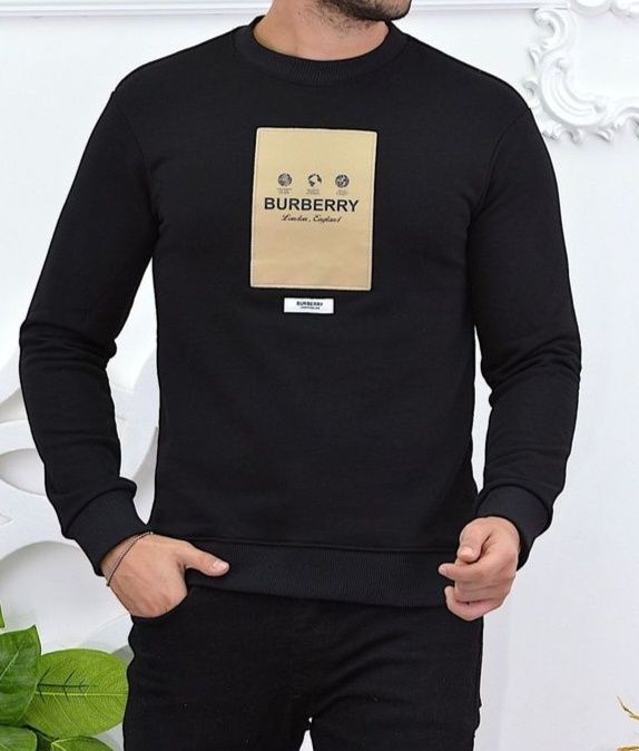 Bluza Burberry în stare bună
