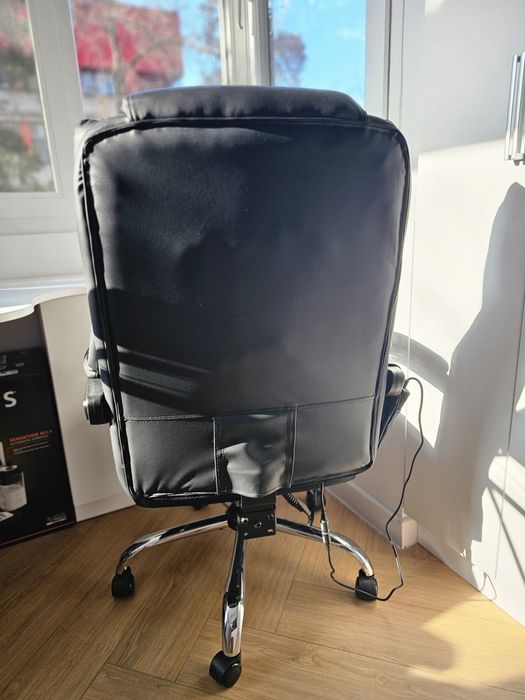 Scaun Birou cu masaj Mark Adler Boss 6.0