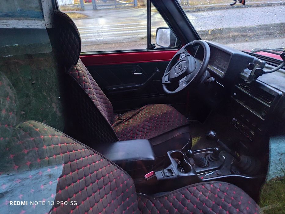 Продам ниву 21213