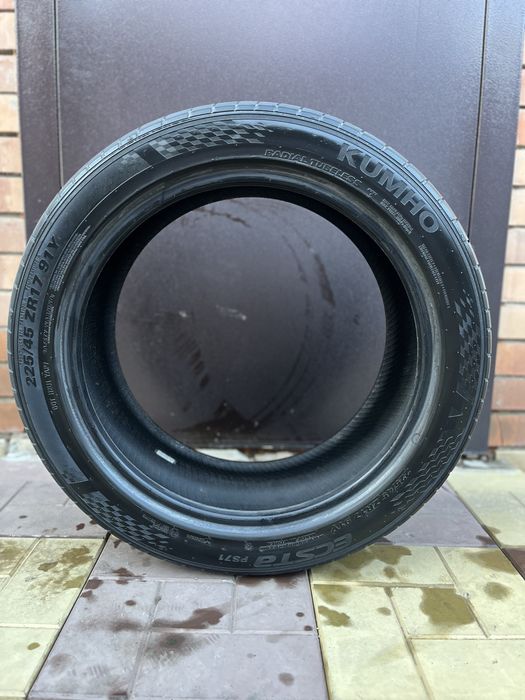 Резина лето 225/45 R17