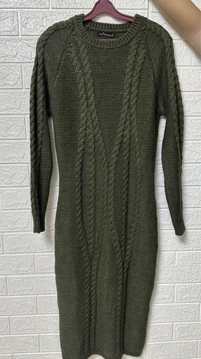 Платье женское