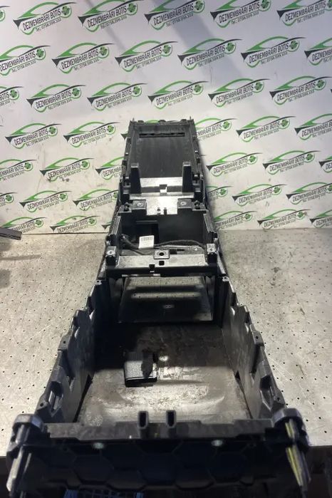 Consola centrala A 167 680 57 07 Mercedes-Benz GLE 2020