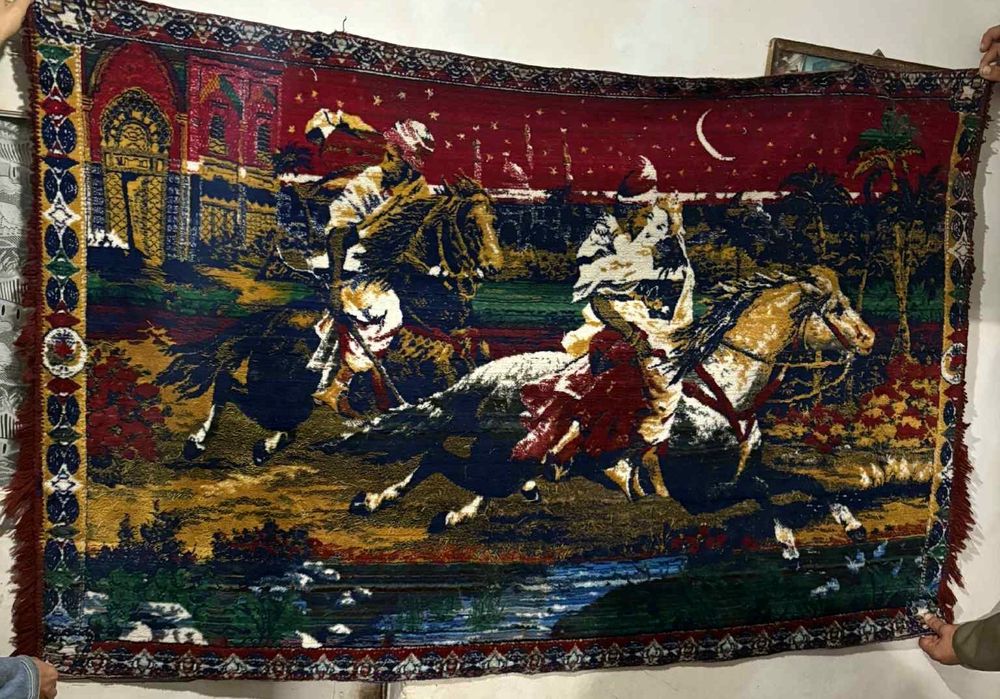 Vând Carpeta Răpirea din serai veche de peste 70 de ani