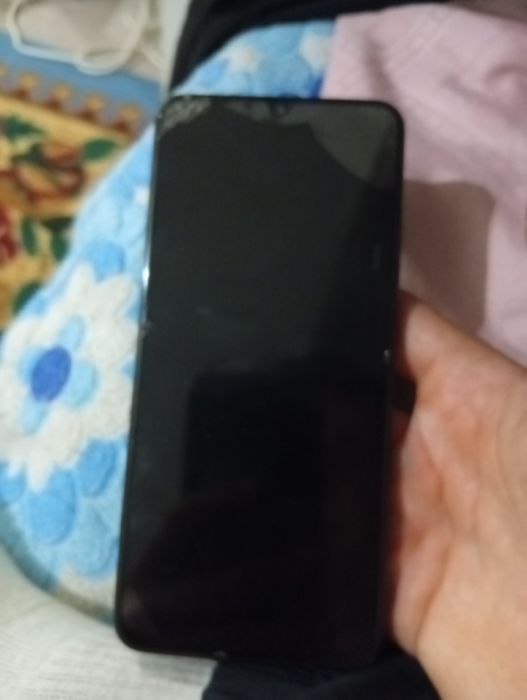 Продам телефон Redmi realmi