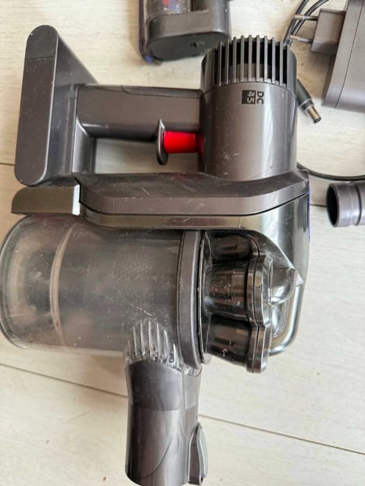 Прахосмукачка DYSON DC45 ,Dyson V7