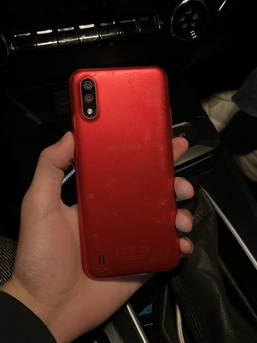 Samsung a01 (16гб)