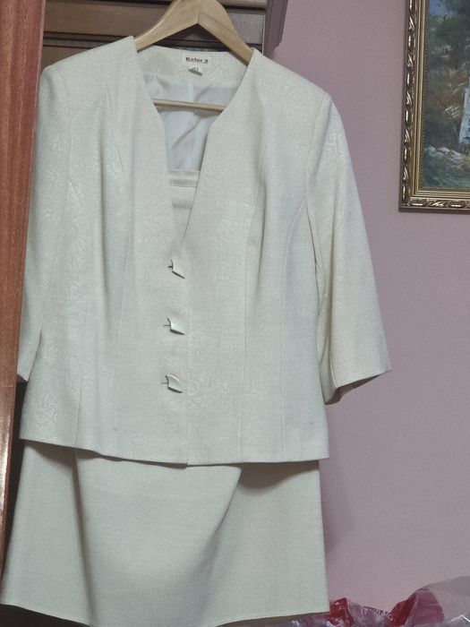 Costum Dama impecabil