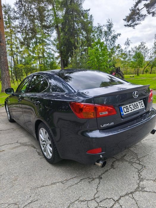 Lexus is250 exclusive