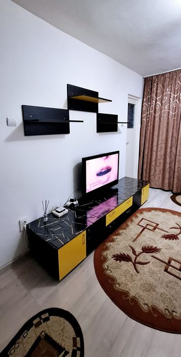 Garsoniera de inchiriat 180€