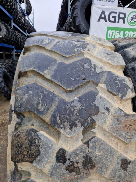Anvelope Westlake/Michelin 26.5R25 pentru JCB și Renault.