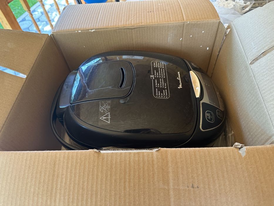 Продам Мультиварку MOULINEX MK708832